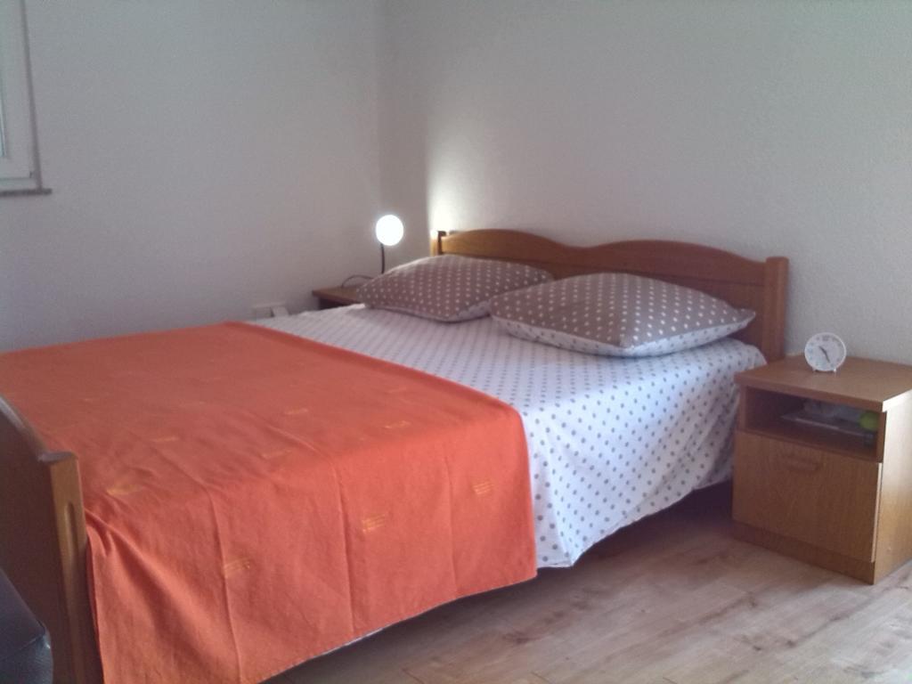 Apartments Batarilo Gornji Karin Cameră foto